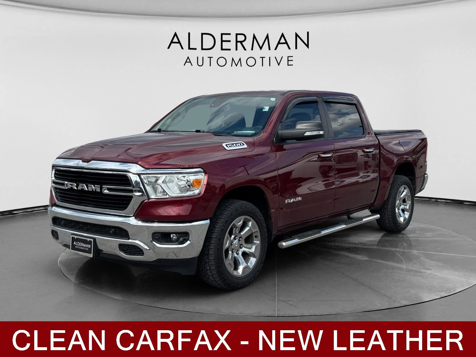 2019 RAM 1500 Big Horn/Lone Star 4x4 Crew Cab 5'7's photo