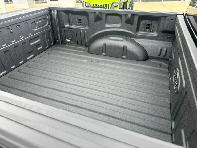 New 2026 Agate Black Metallic Ford XLT image 12