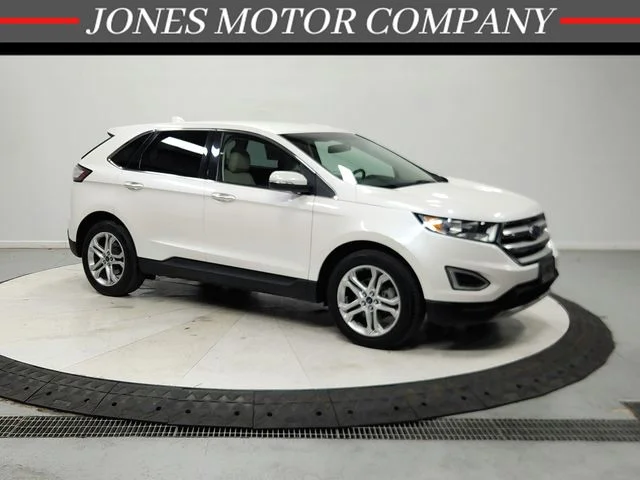Pre-Owned 2017 Ford Edge Titanium