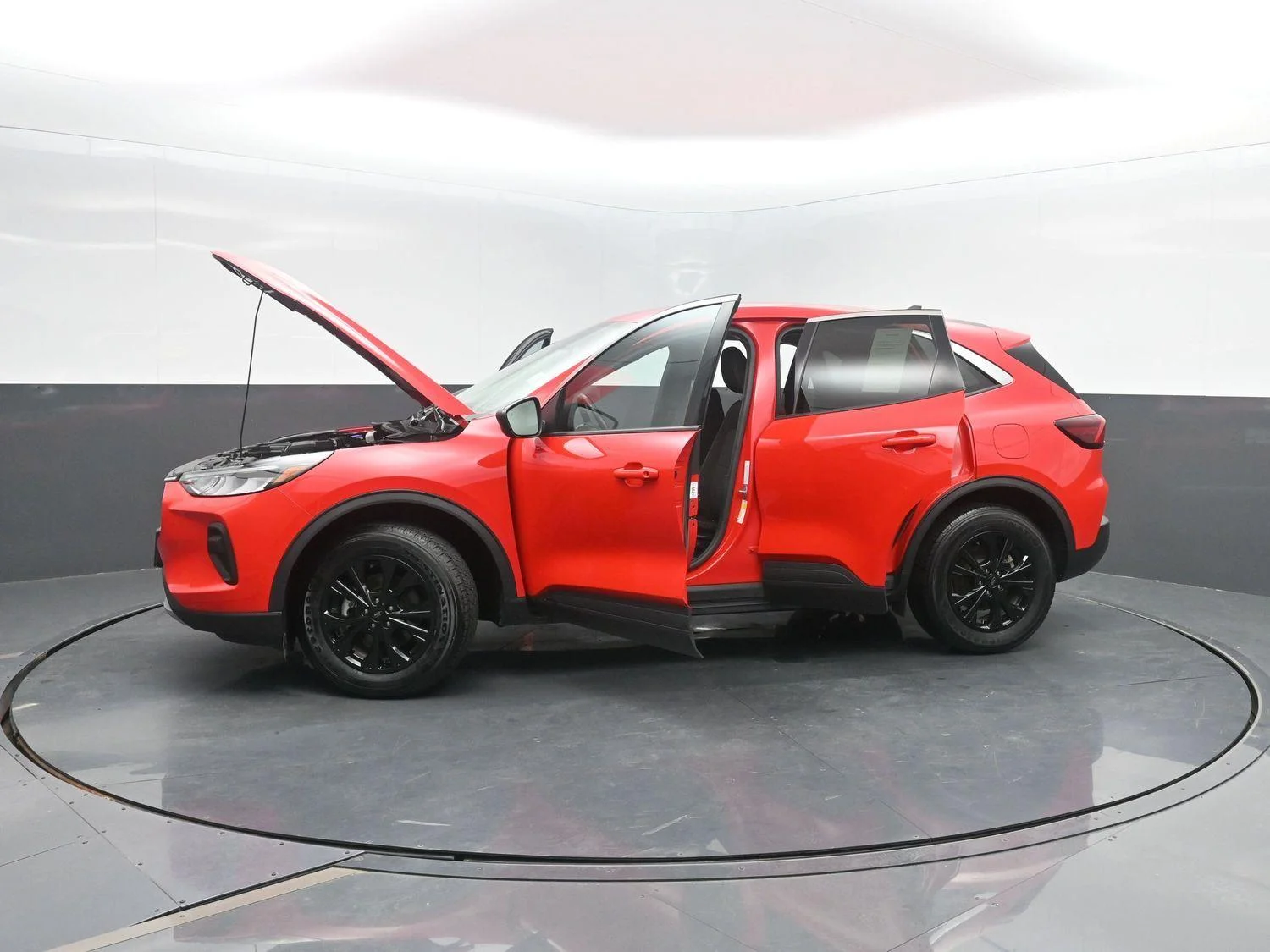 Used 2024 Race Red Ford Active image 44
