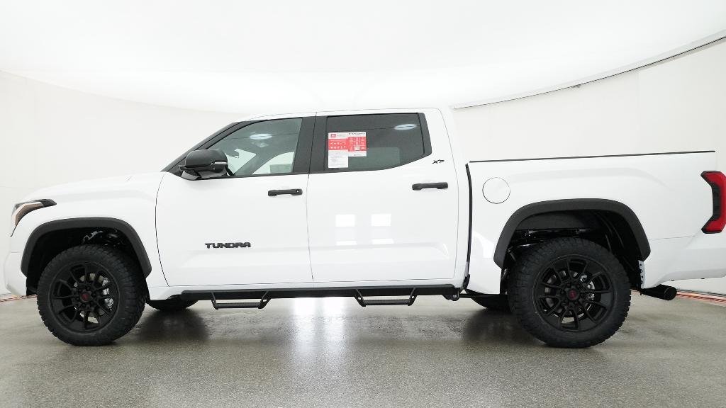 New 2026 Ice Cap Toyota SR5 image 13