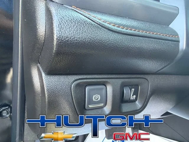 Used 2021 EBONY TWILIGHT METALLIC GMC AT4 image 30