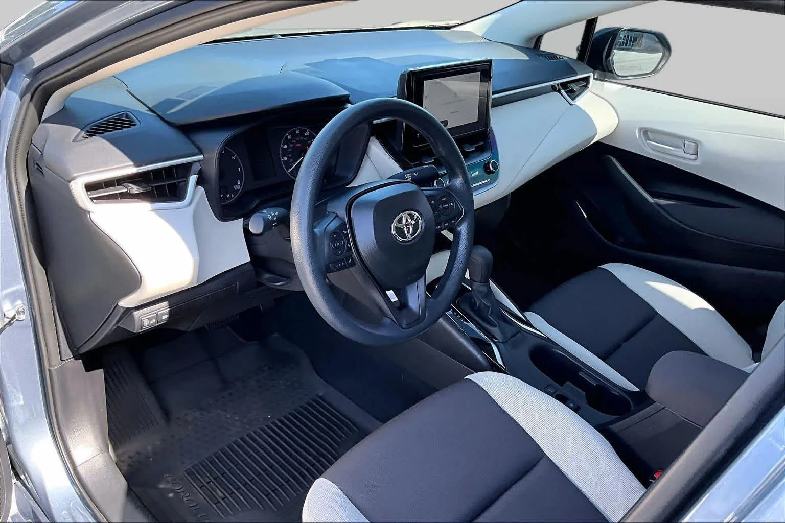 Used 2025 Celestite Toyota LE image 16