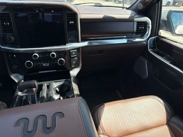 Used 2025 White Ford King Ranch image 28