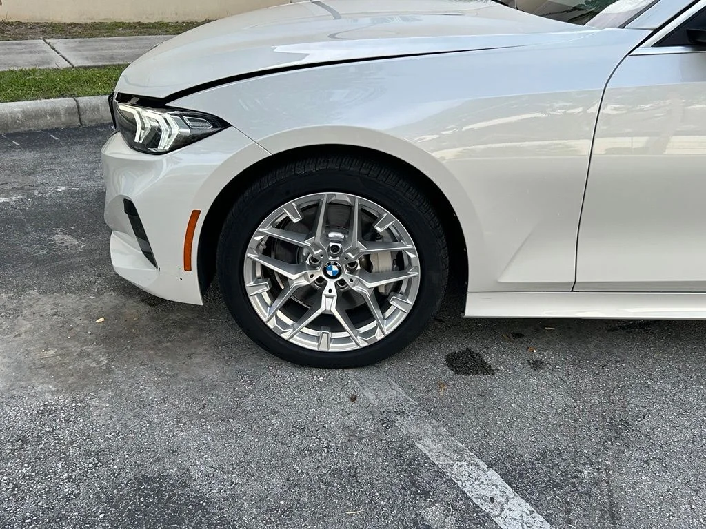 Used 2025 White BMW 330i image 26