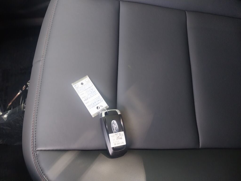 New 2026 Space White Metallic Ford Active w/200A Pkg image 4