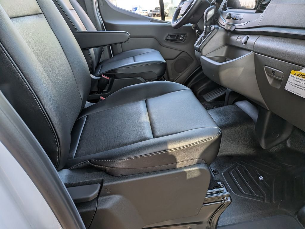 New 2026 Oxford White Ford Cargo Van image 20