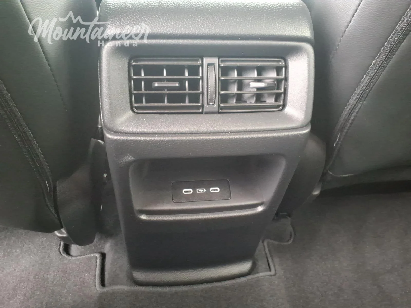 Used 2024 Platinum White Pearl Honda  image 35