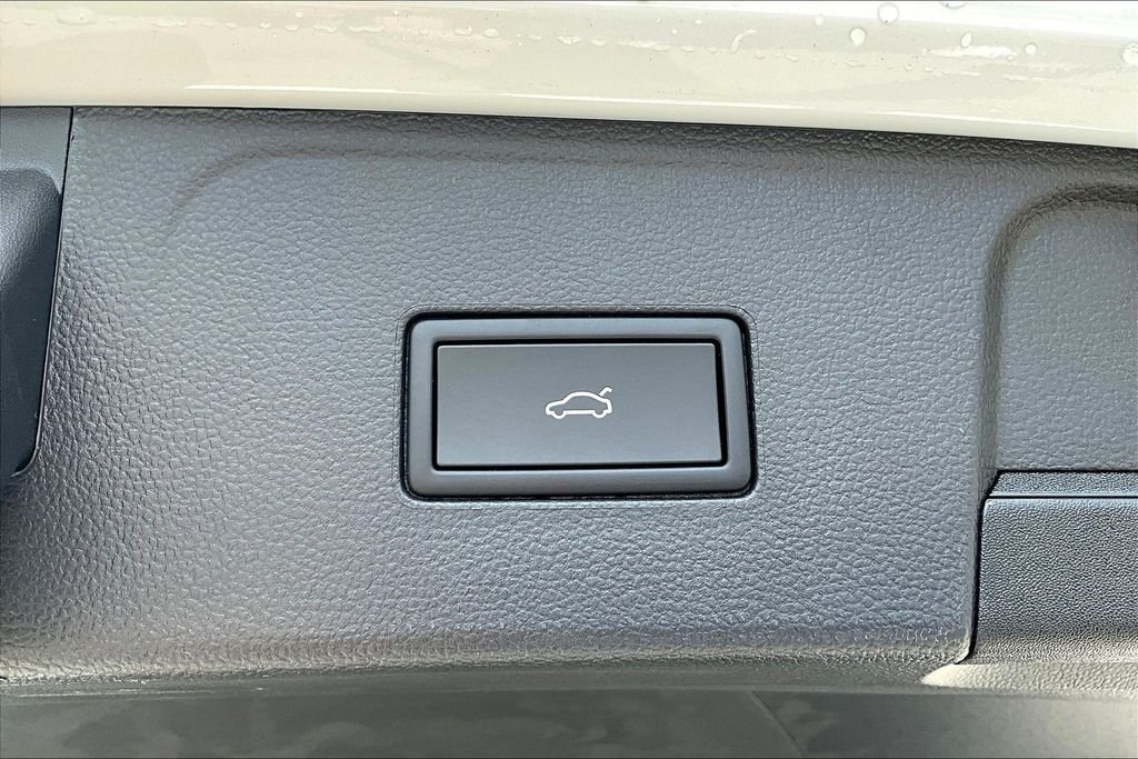 2026 Volkswagen Atlas SE w/Tech - Photo 24