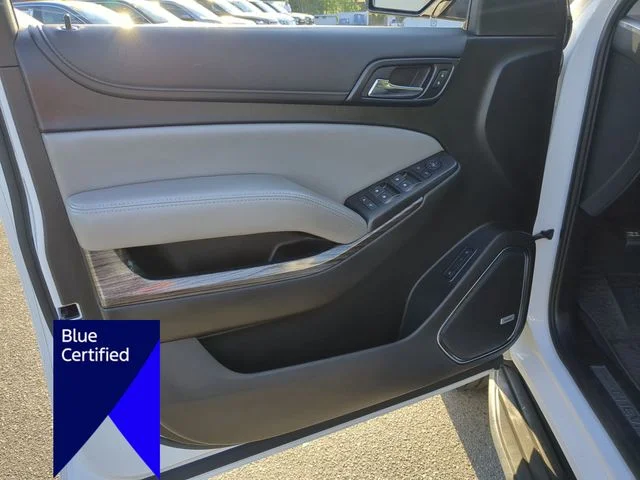 Used 2019 White Chevrolet LT image 12