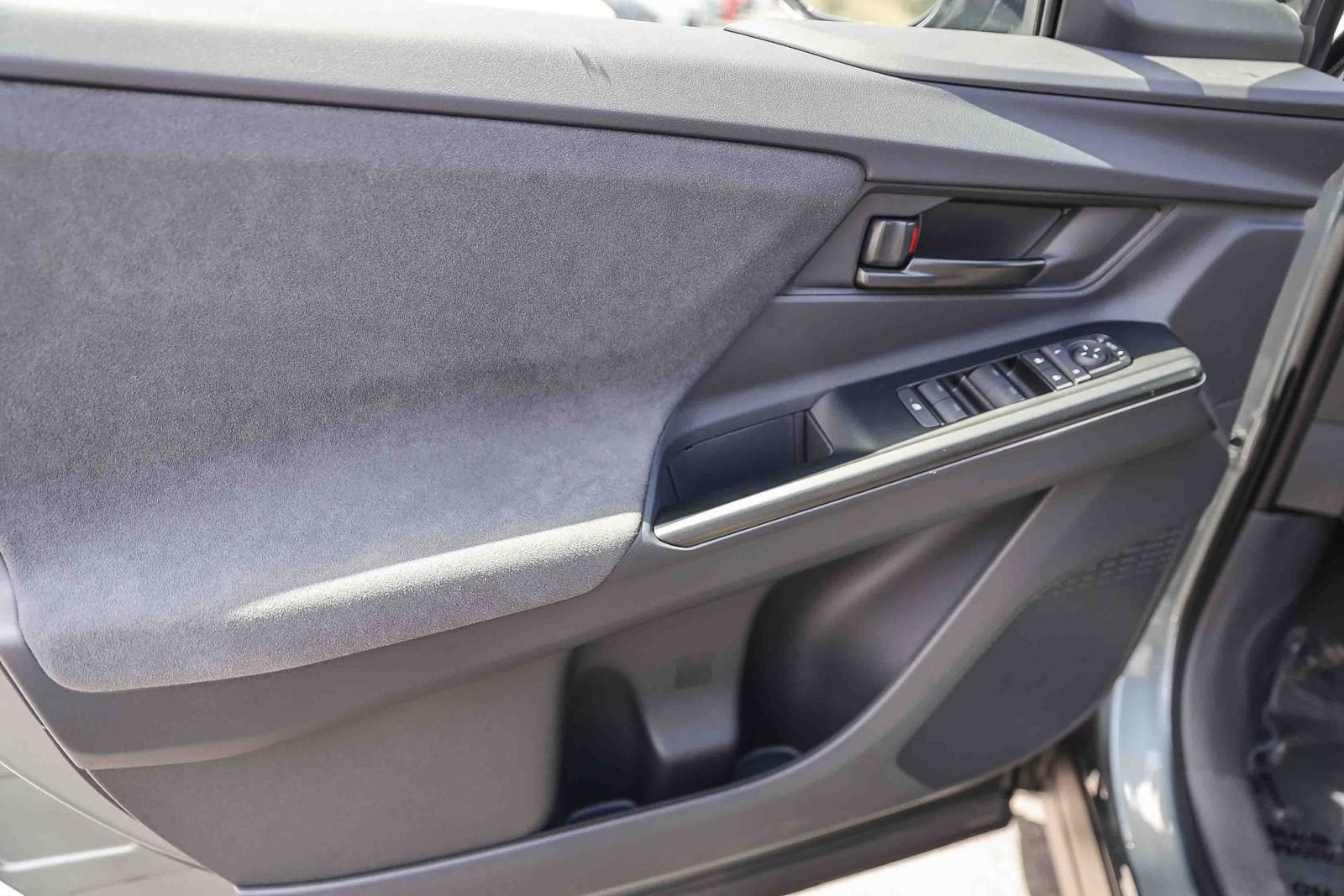 New 2026 Overcast Toyota  SE image 20