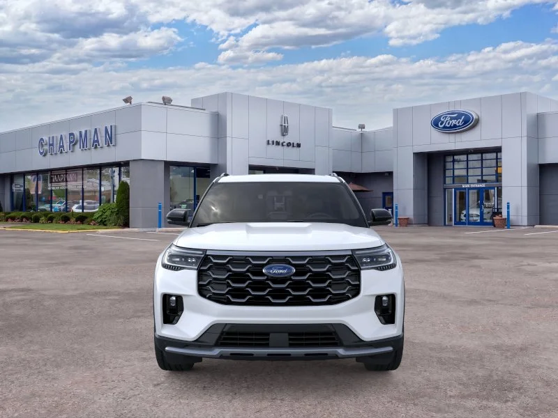 New 2026 Star White Metallic Tri-Coat Ford Platinum™ image 6