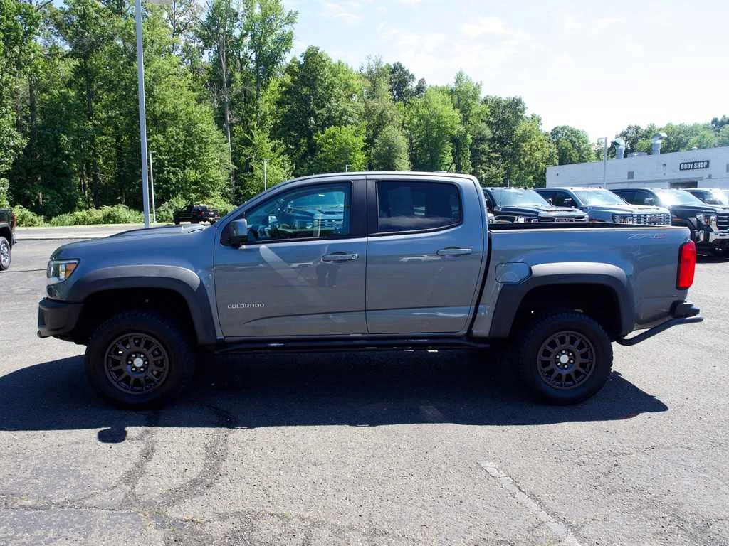 Certified Used 2020 SATIN STEEL METALLIC Chevrolet 4WD ZR2 image 4