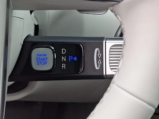 New 2027 Green Hyundai SEL image 15