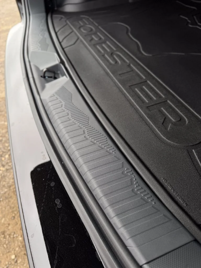 New 2026 CRYSTAL BLACK SILICA Subaru Limited Hybrid image 41