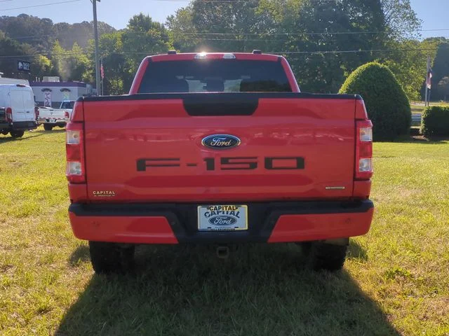 Used 2021 Red Ford XL image 12