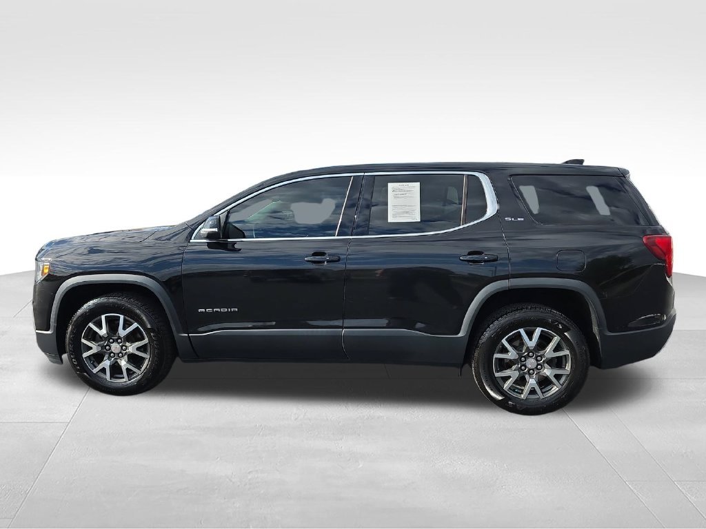 Used 2020 Black GMC SLE image 2