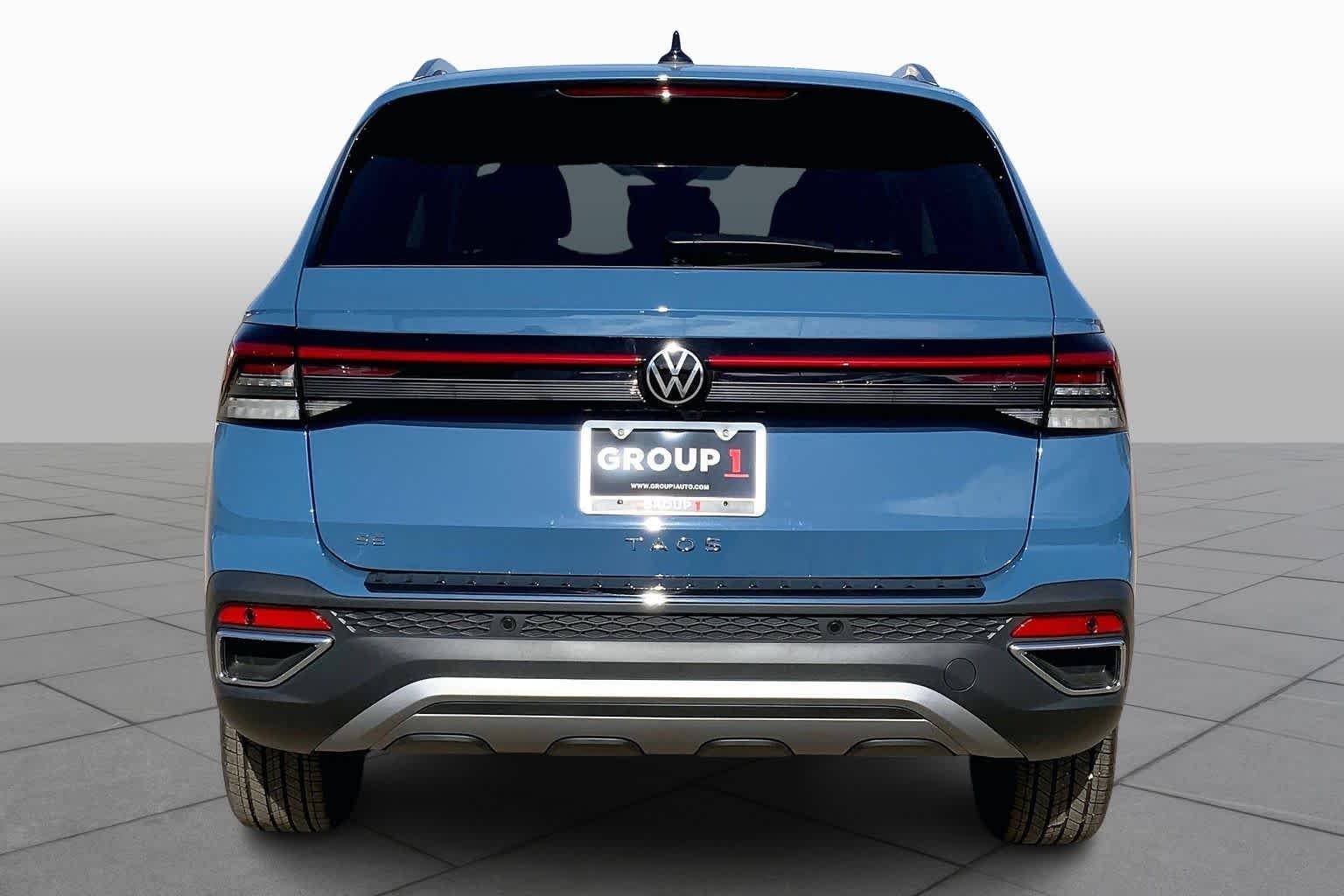 New 2026 Monterey Blue Pearl Volkswagen SE image 4