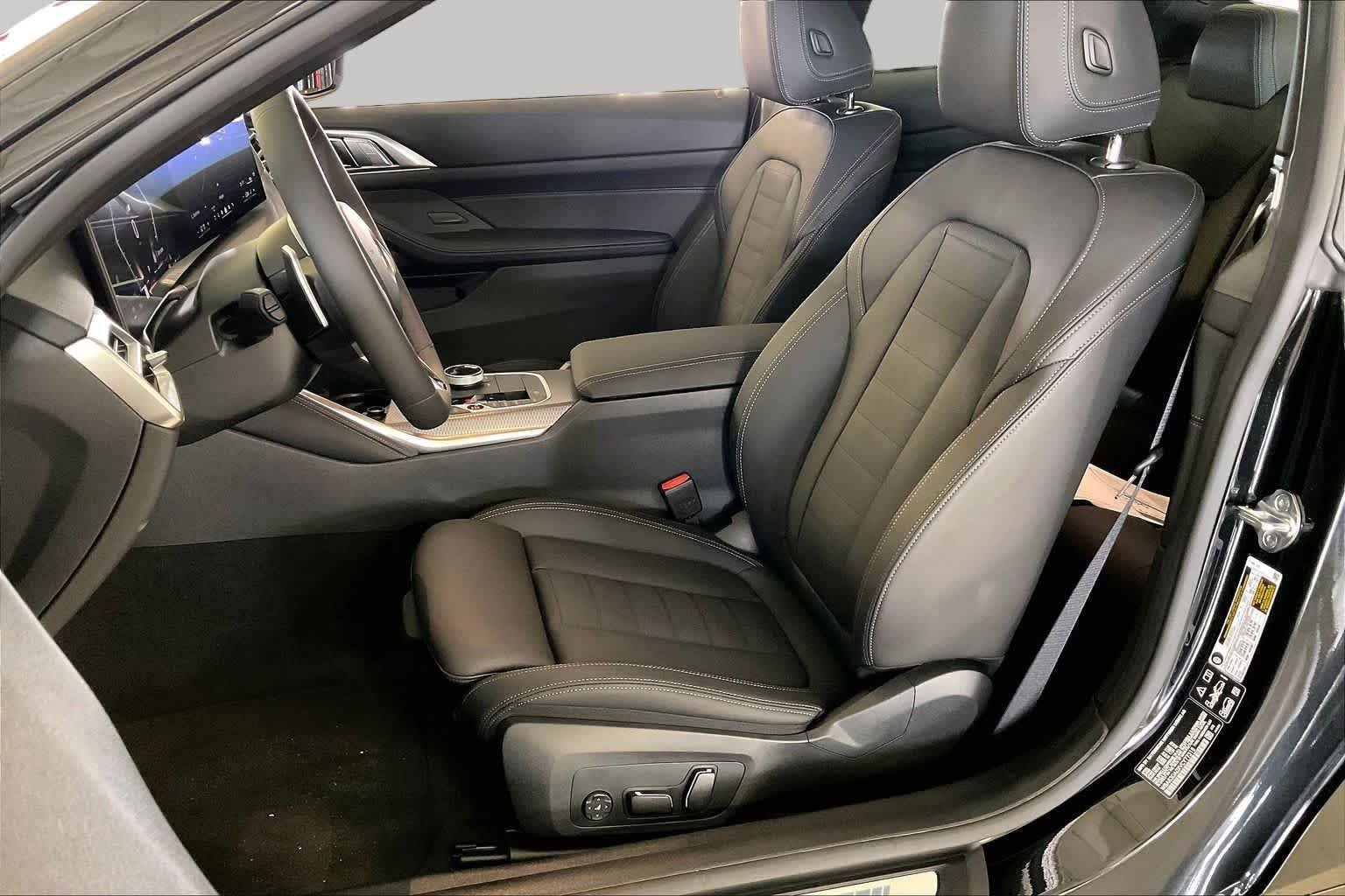 New 2027 Black Sapphire Metallic BMW 430i xDrive image 9