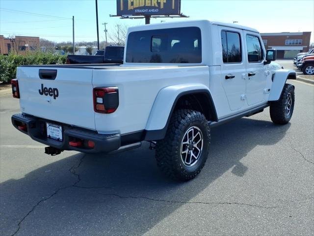 New 2026 Bright White Clear-Coat Exterior Paint Jeep Rubicon image 2