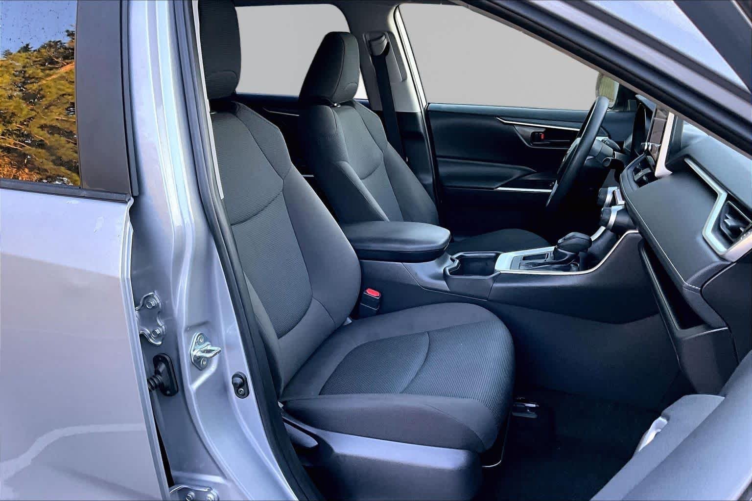 Used 2025 Silver Sky Metallic Toyota LE image 9