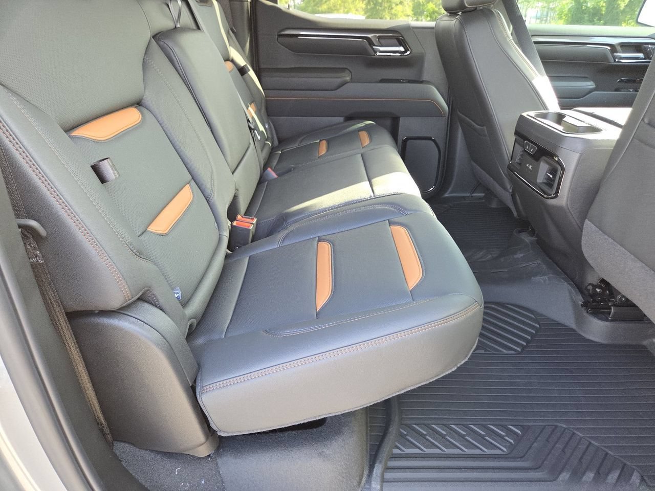 2026 GMC Sierra 1500 AT4 - Photo 24
