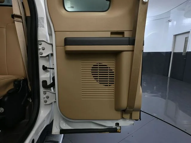 Used 2015 White Ford Lariat image 36