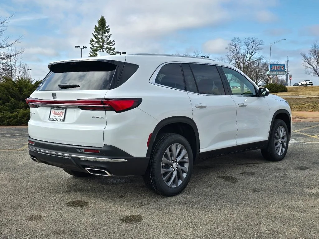 New 2026 Summit White Buick Preferred image 10