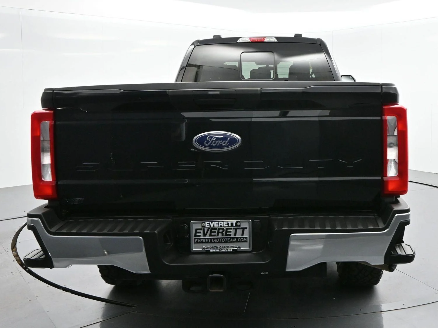 Used 2024 Black Ford XL image 6