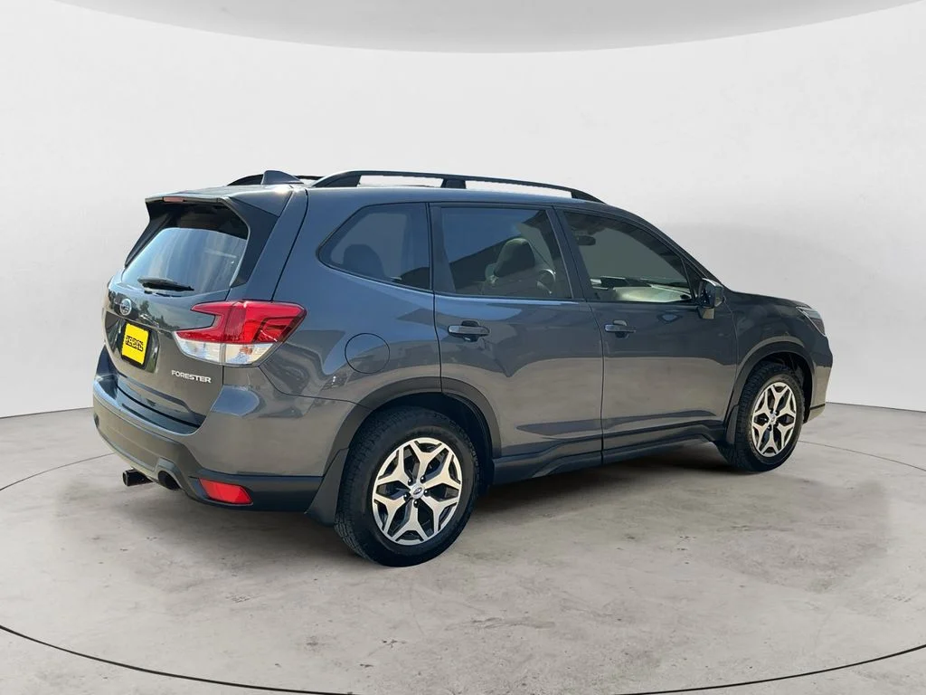 Used 2021 Gray Subaru Premium image 5