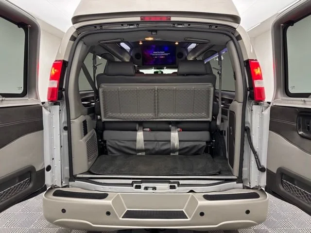 Used 2022 Special Exterior Color Chevrolet WT image 10