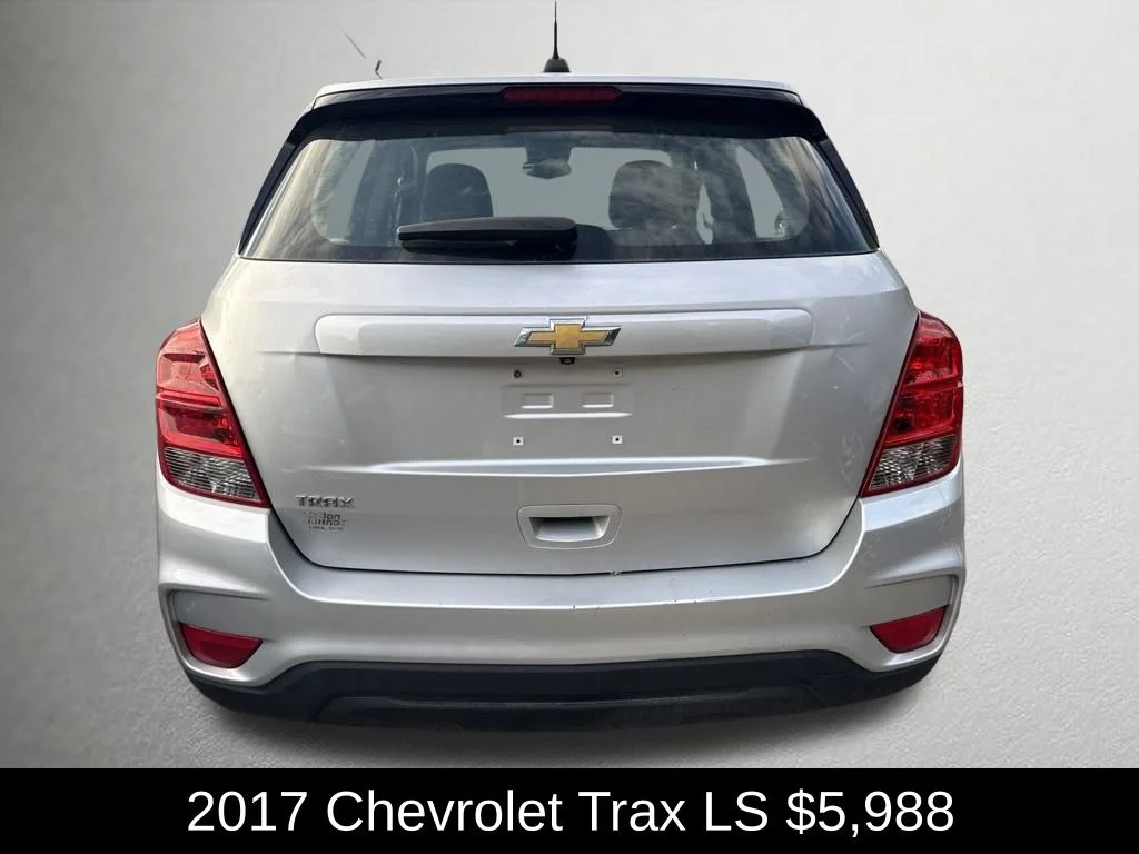 Used 2017 Silver Chevrolet LS image 4