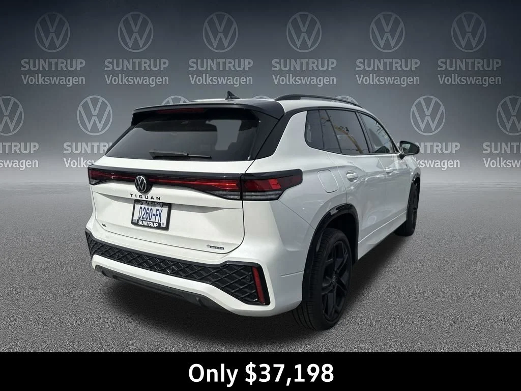 New 2026  Volkswagen 2.0T SE R-Line Black image 5