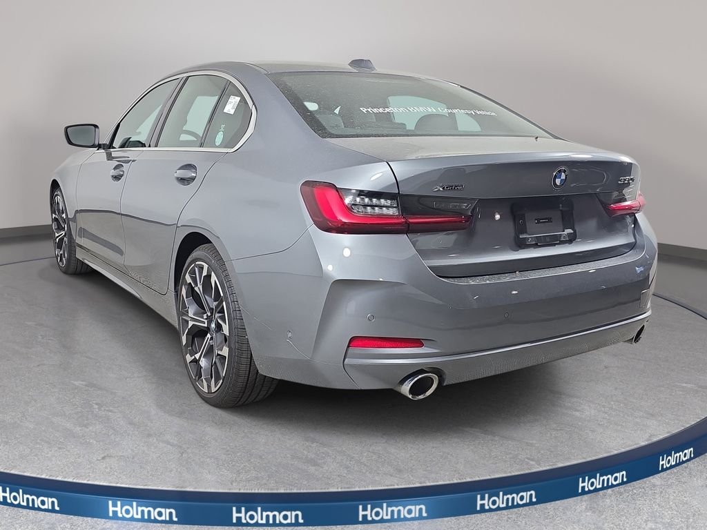 2025 BMW 3 Series 330i - Photo 8