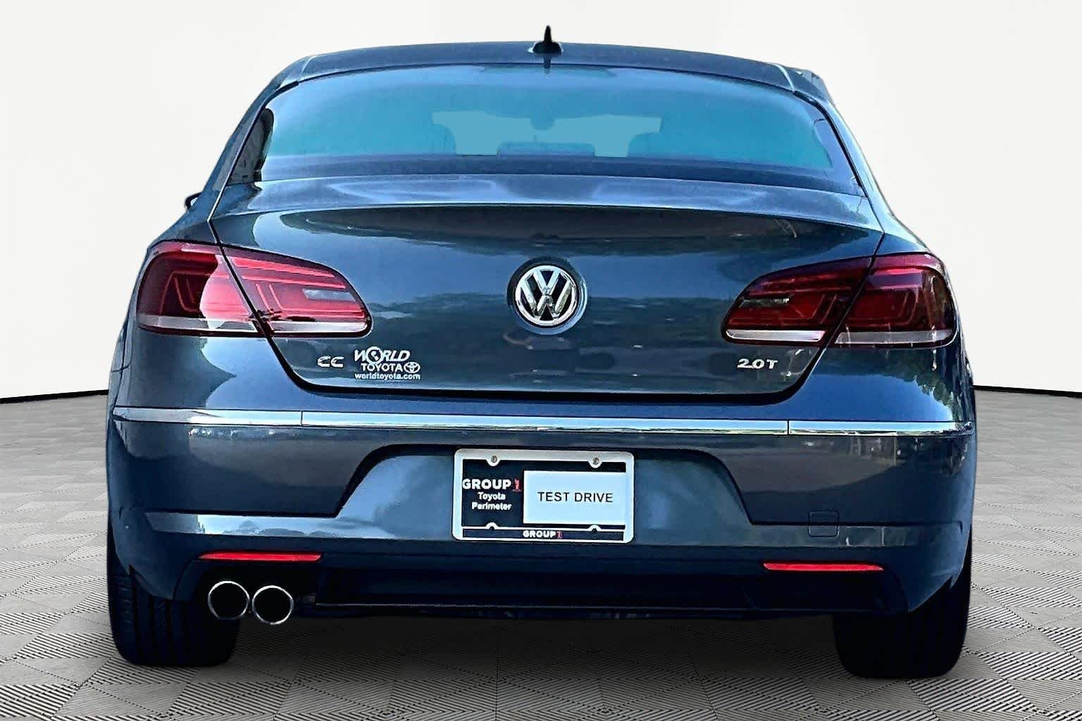 Used 2014 Island Gray Metallic Volkswagen Sport image 5