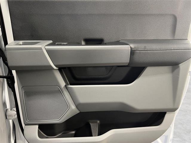 New 2026 Oxford White Ford F-250® XL image 21