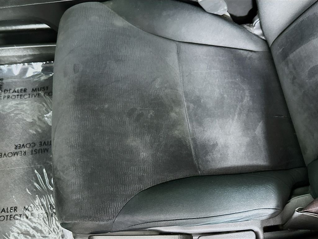 Used 2013  Honda LX image 19