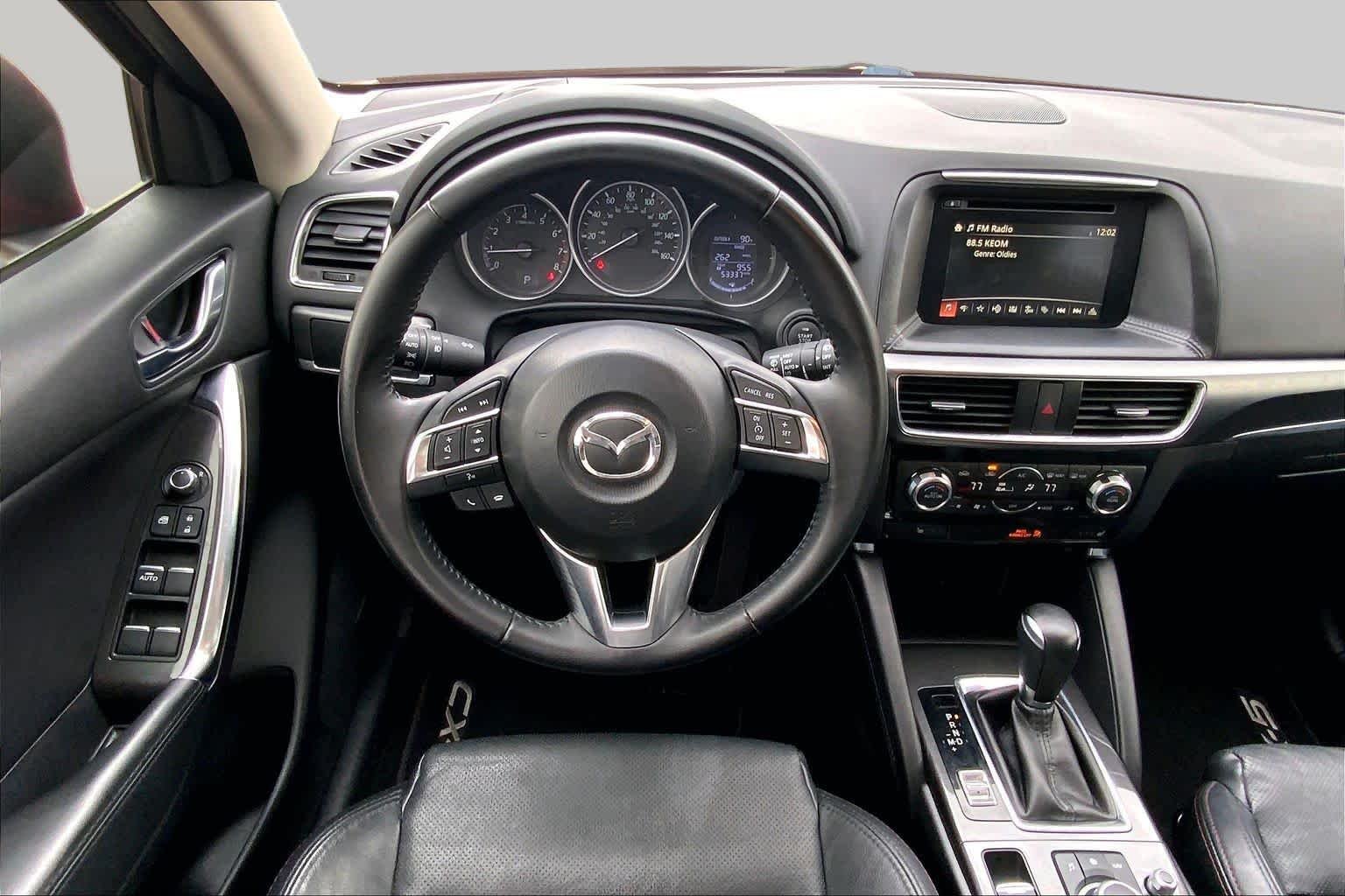 Used 2016 Soul Red Metallic Mazda Grand Touring image 6