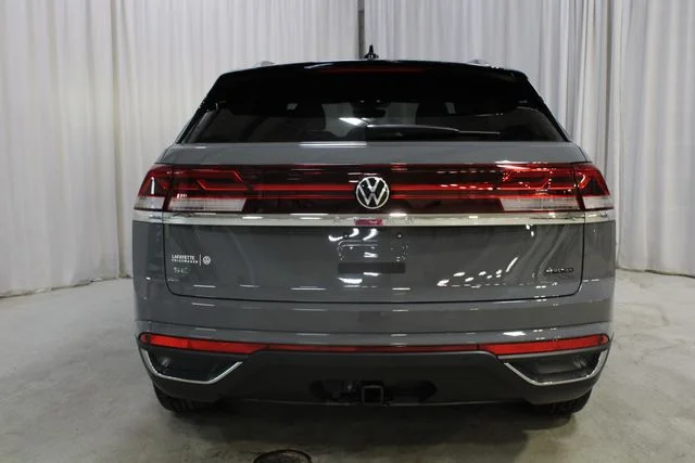 New 2026 Gray Volkswagen 2.0T SE w/Technology image 25
