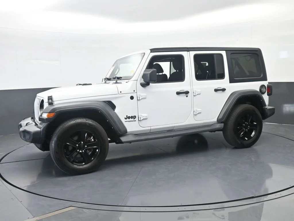 Used 2022 Bright White Clearcoat Jeep Unlimited Sport Altitude image 2