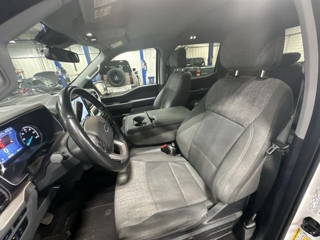 Used 2021 White Ford XLT image 17