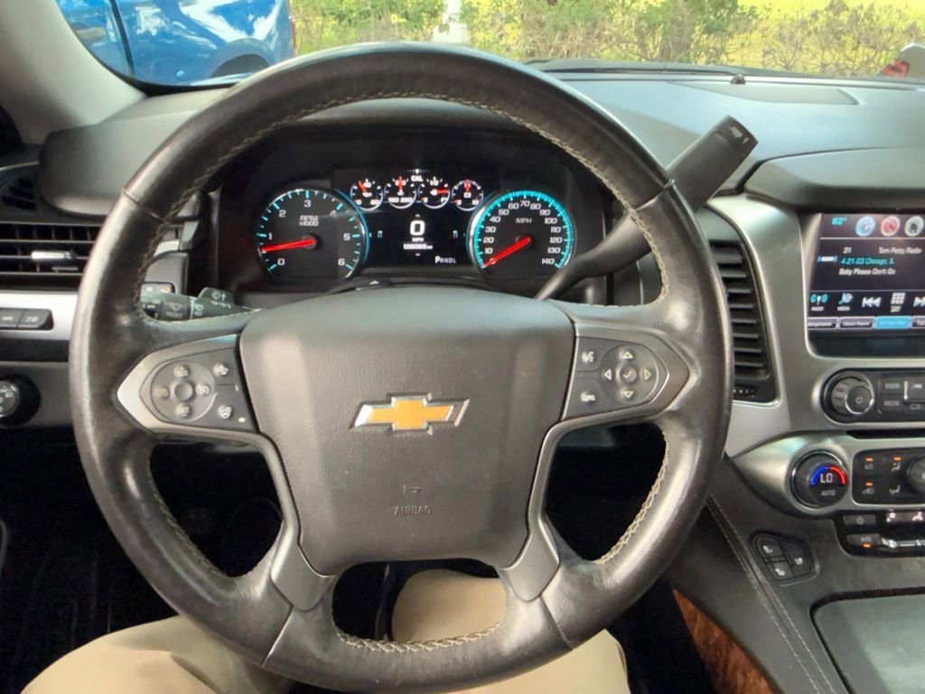 Used 2019 SHADOW GRAY METALLIC Chevrolet Premier image 26