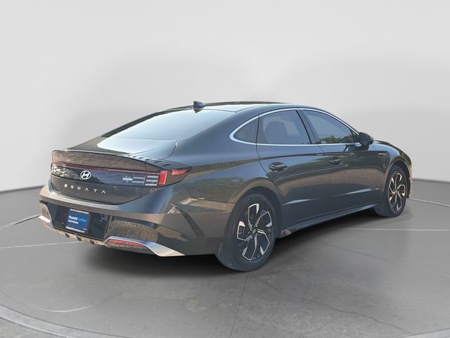 Certified Used 2025 Gray Hyundai SEL image 4