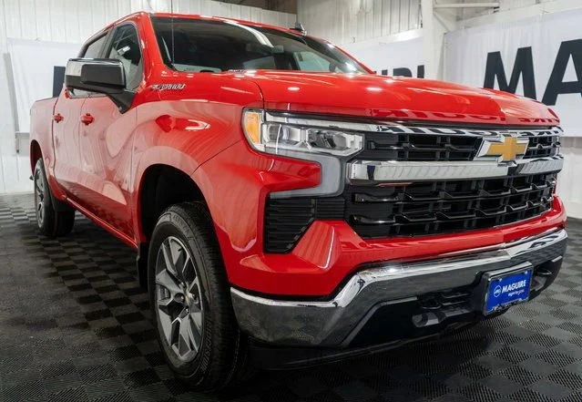 New 2026 Red Hot Chevrolet LT (2FL) image 4
