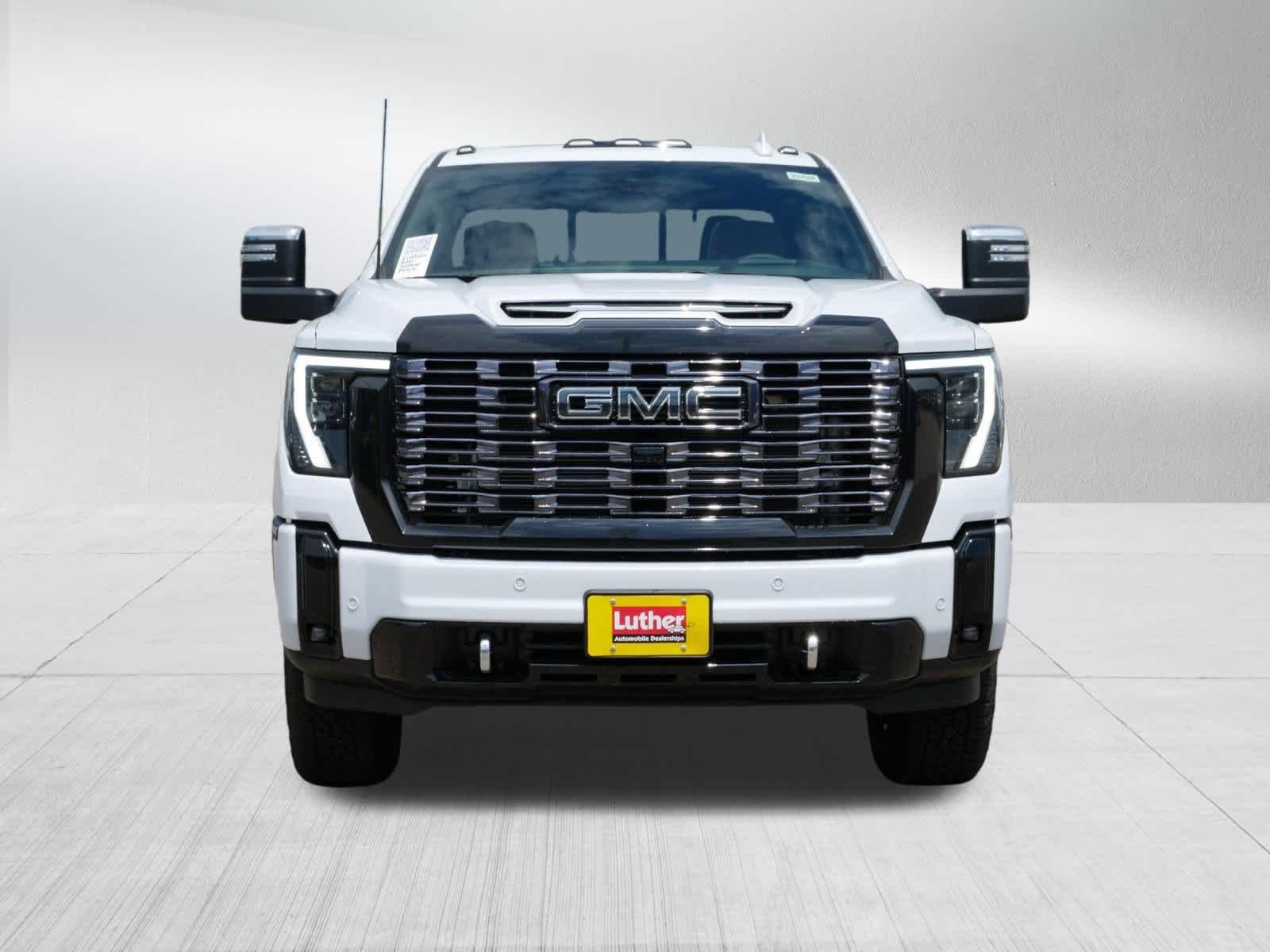 2026 GMC Sierra 3500HD Denali Ultimate - Photo 8