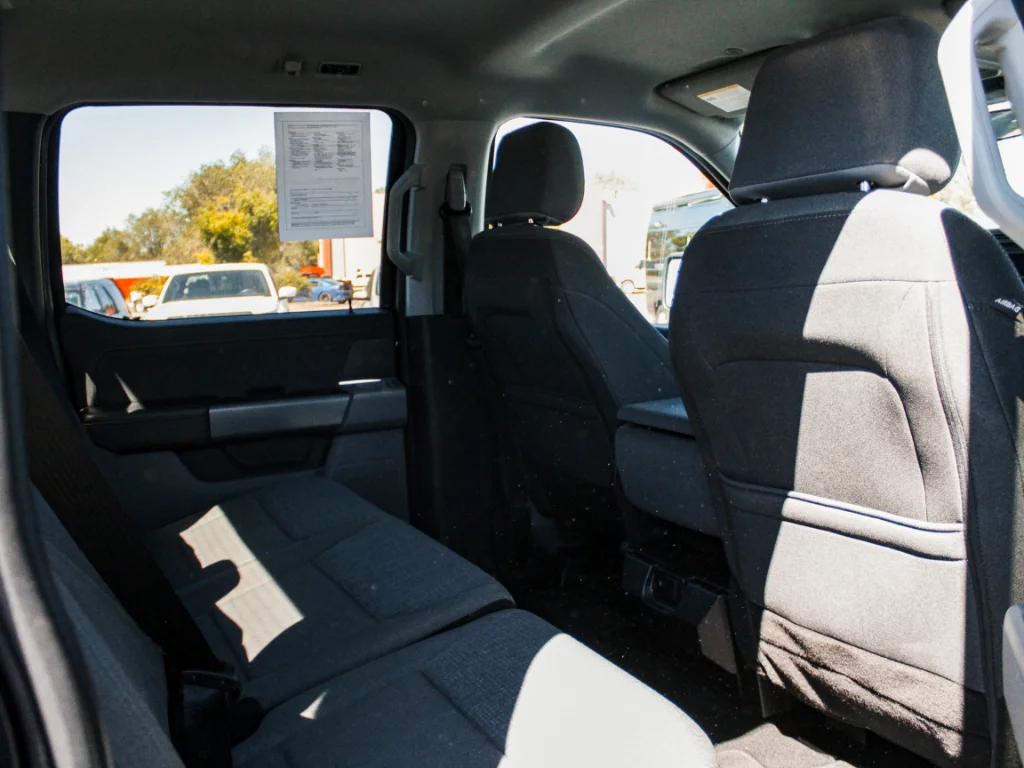 Used 2025 Black Ford XLT image 25