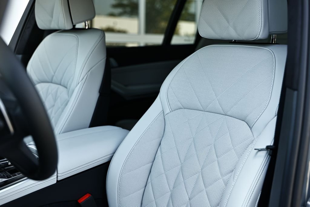 New 2027 Skyscraper Grey Metallic BMW xDrive40i image 23