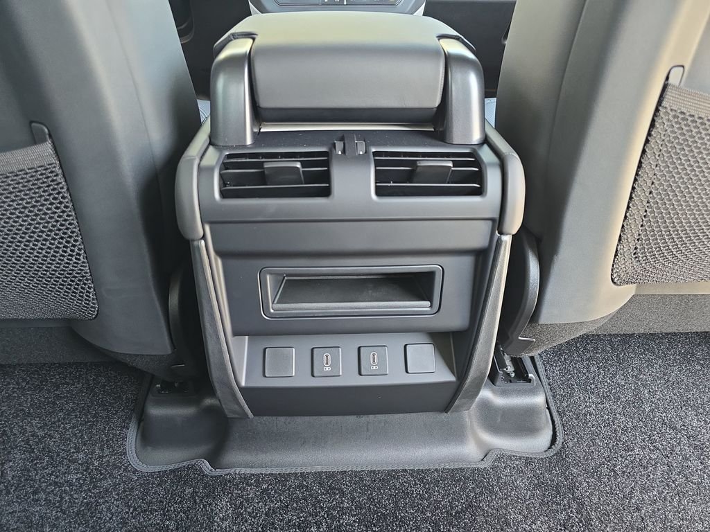 New 2026 Fuji White Land Rover S image 13