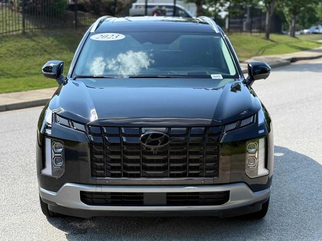 Used 2023 Black Hyundai Limited image 6