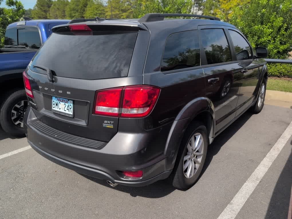 Used 2015 Granite Crystal Metallic Clearcoat Dodge SXT image 4